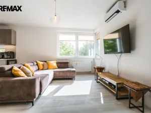 Pronájem bytu 3+kk, Praha - Střížkov, Makedonská, 68 m2