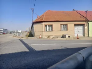 Prodej rodinného domu, Komořany, 75 m2
