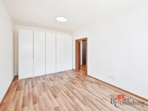Prodej bytu 2+kk, Praha - Košíře, Pod radnicí, 52 m2