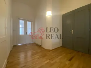 Pronájem bytu 2+1, Praha - Vršovice, 28. pluku, 78 m2