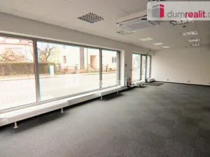 Pronájem obchodního prostoru, Uherské Hradiště, Stojanova, 78 m2