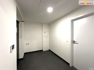 Pronájem bytu 1+kk, Mladá Boleslav - Čejetice, Vodárenská, 35 m2