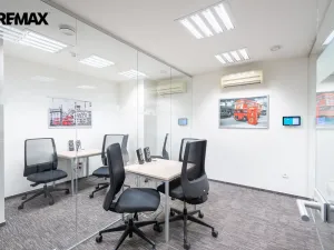 Pronájem kanceláře, Praha - Vysočany, Kolbenova, 2800 m2