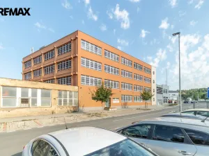 Pronájem kanceláře, Praha - Vysočany, Kolbenova, 2800 m2