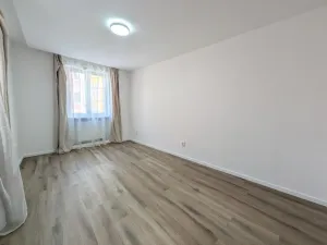 Pronájem bytu 3+kk, Cheb, Růžová, 73 m2