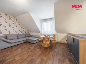 Prodej bytu 2+kk, Karlovy Vary - Stará Role, Jabloňová, 50 m2