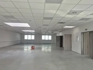 Pronájem komerční nemovitosti, Praha - Hostivař, 550 m2