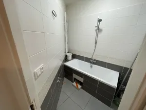 Pronájem bytu 3+kk, Praha, Bubenečská, 80 m2