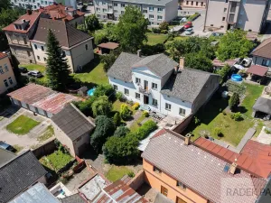 Prodej rodinného domu, Dobrovice, Palackého náměstí, 218 m2