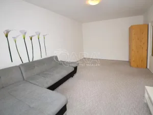 Pronájem bytu 1+1, Praha - Libuš, Na domovině, 39 m2