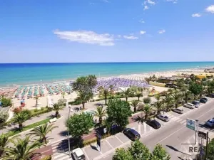 Prodej bytu 3+kk, Via Silio Italico,Villa Rosa,, 45 m2