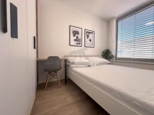 Pronájem bytu 2+kk, Praha - Smíchov, Plzeňská, 25 m2