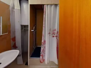 Prodej bytu 1+kk, Slapy, 17 m2