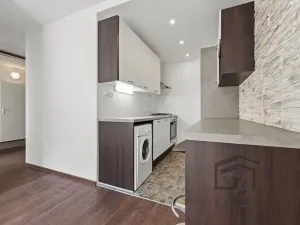 Pronájem bytu 2+kk, Praha - Hostivař, Zápasnická, 39 m2