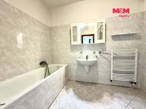 Pronájem bytu 2+1, Praha, U štěpu, 54 m2