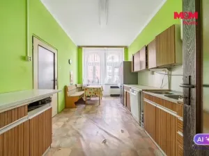Prodej bytu 3+1, Karlovy Vary, Svahová, 97 m2
