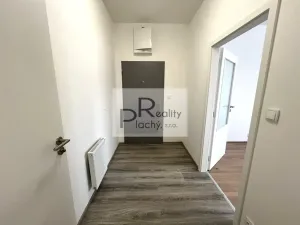 Prodej bytu 2+kk, Hevlín, 73 m2