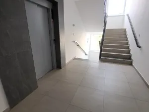 Pronájem bytu 1+kk, Olomouc, Topolová, 33 m2