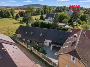 Prodej rodinného domu, Neumětely, V Chaloupkách, 210 m2