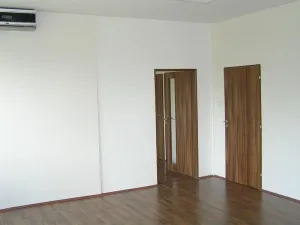 Pronájem kanceláře, Praha - Běchovice, Podnikatelská, 43 m2