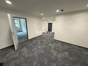 Pronájem kanceláře, Praha - Smíchov, Radlická, 127 m2