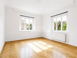 Pronájem vily, Praha - Smíchov, Fráni Šrámka, 413 m2