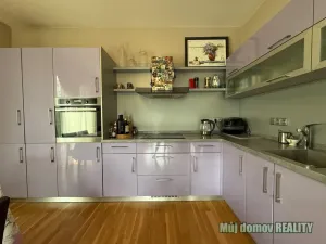 Pronájem bytu 3+kk, Praha - Hrdlořezy, Nad Smetankou, 89 m2