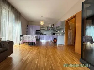 Pronájem bytu 3+kk, Praha - Hrdlořezy, Nad Smetankou, 89 m2