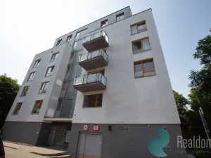 Pronájem bytu 3+kk, Praha, Srbínská, 75 m2