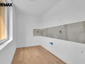 Prodej bytu 3+1, Lužany, 77 m2