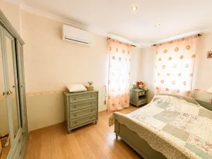 Prodej rodinného domu, Jáchymov, 420 m2