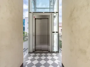 Pronájem bytu 2+kk, Praha - Karlín, Březinova, 50 m2