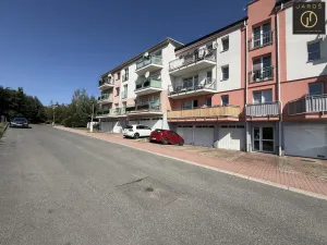 Pronájem bytu 3+kk, Kladno, Vojtěcha Lanny, 81 m2