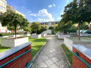 Pronájem bytu 3+kk, Praha - Hlubočepy, Voskovcova, 81 m2
