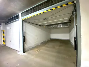 Pronájem bytu 3+kk, Praha - Hlubočepy, Voskovcova, 81 m2