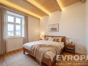 Prodej bytu 2+1, Mladé Buky, 52 m2