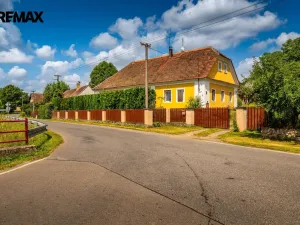 Prodej rodinného domu, Mišovice, 250 m2