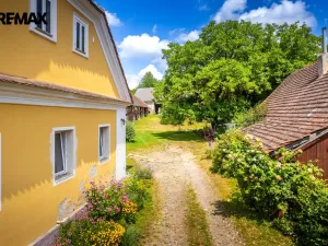 Prodej rodinného domu, Mišovice, 250 m2