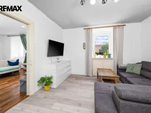 Prodej rodinného domu, Mišovice, 250 m2