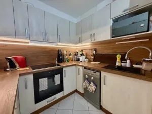 Prodej bytu 3+1, Chomutov, Kundratická, 75 m2