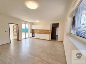 Pronájem bytu 2+kk, Modřice, Bobravská, 59 m2