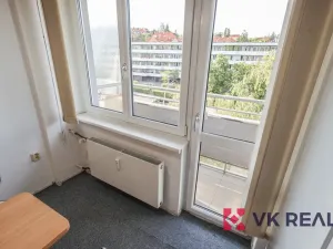 Pronájem bytu 2+1, Praha - Dejvice, Evropská, 75 m2