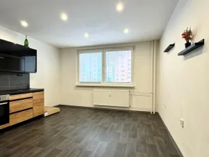 Prodej bytu 2+kk, Česká Lípa, Hradecká, 40 m2