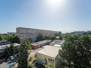 Pronájem bytu 3+1, Praha - Prosek, Veltruská, 61 m2