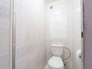 Pronájem bytu 3+1, Praha - Prosek, Veltruská, 61 m2