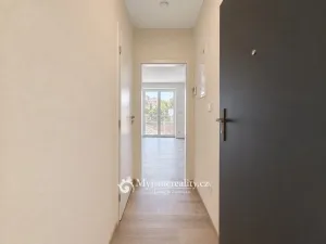 Pronájem bytu 2+kk, Znojmo, Vančurova, 42 m2