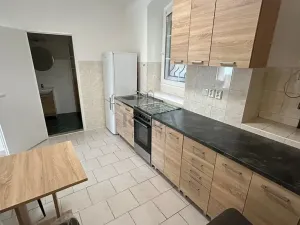 Pronájem bytu 2+1, Karlovy Vary, Pražská silnice, 74 m2