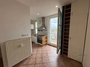 Pronájem bytu 3+1, Praha - Břevnov, Šlikova, 86 m2