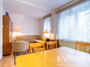 Prodej rodinného domu, Praha, Ke Klimentce, 180 m2