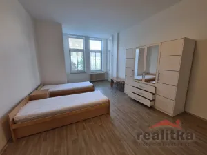 Pronájem bytu 1+kk, Opava - Předměstí, Olbrichova, 30 m2